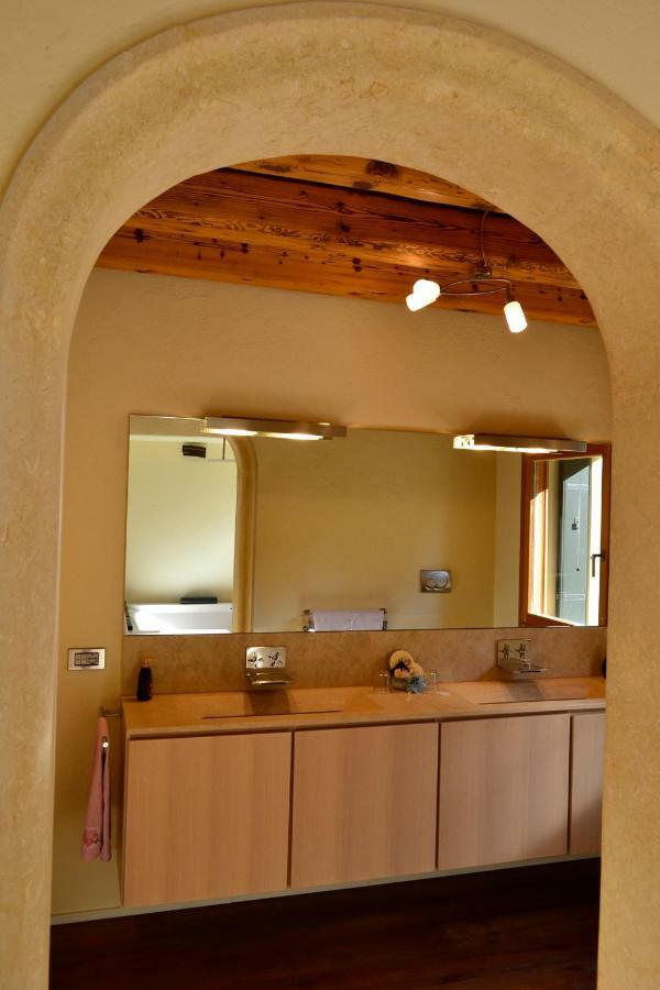 Casale La Rocchetta Bed and Breakfast Lonigo Exteriör bild